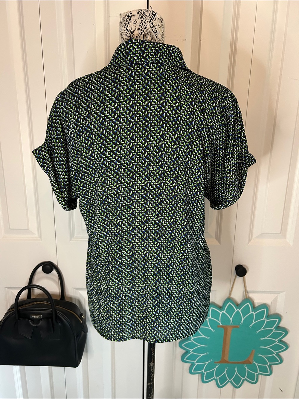 Cabi replay top in shades of green blue black and white XS - Picture 6 of 11